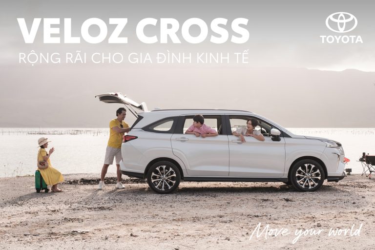 Toyota Veloz Cross giá lăn bánh khuyến mãi mới nhất năm 2025